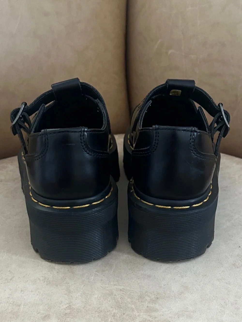 Dr. Martens Bethan Polished Smooth Leather Platform Mary Jane Shoes 7 Classic